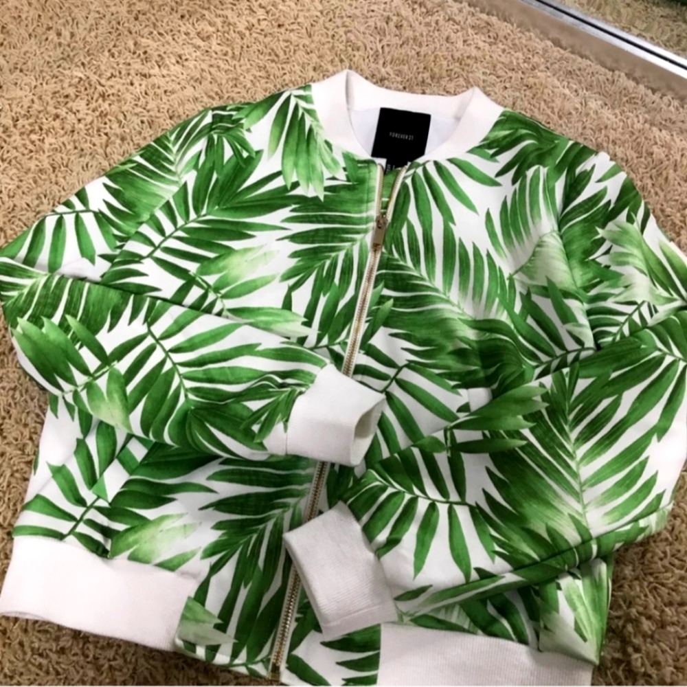 FOREVER 21 🌴 Palm printed sliver zipper ribbed trim baseball jacket.size